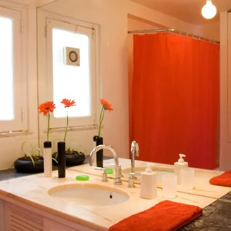 Magnificent 3 Bedroom Apartment In Lisbon